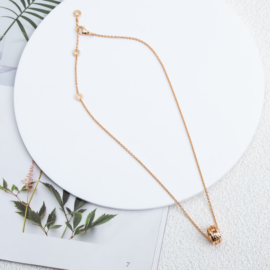 [Dawnora Jewelry]PARENTESI NECKLACE PINK GOLD