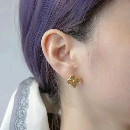 [Dawnora Jewelry]CLOVER MEDIUM 1 MOTIFS LASER EARRINGS