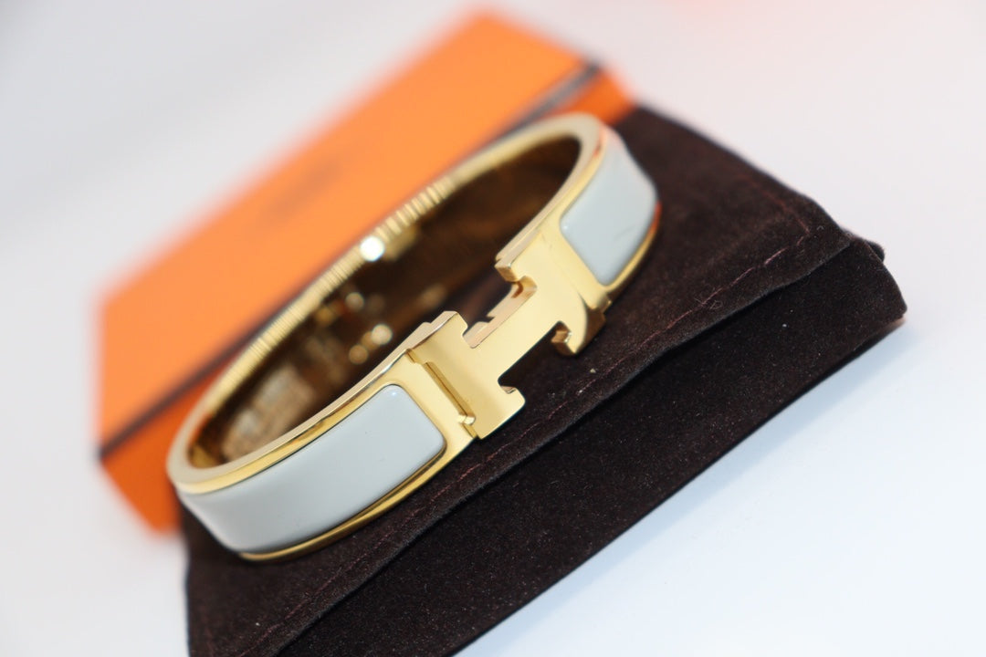 [Dawnora Jewelry]H LIGHT BLUE BRACELET