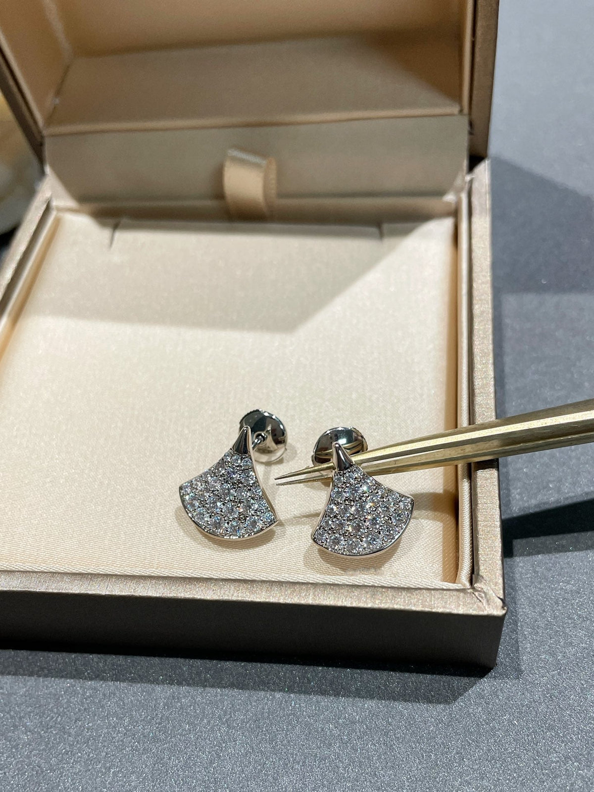 [Dawnora Jewelry]DREAM STUD EARRINGS DIAMOND