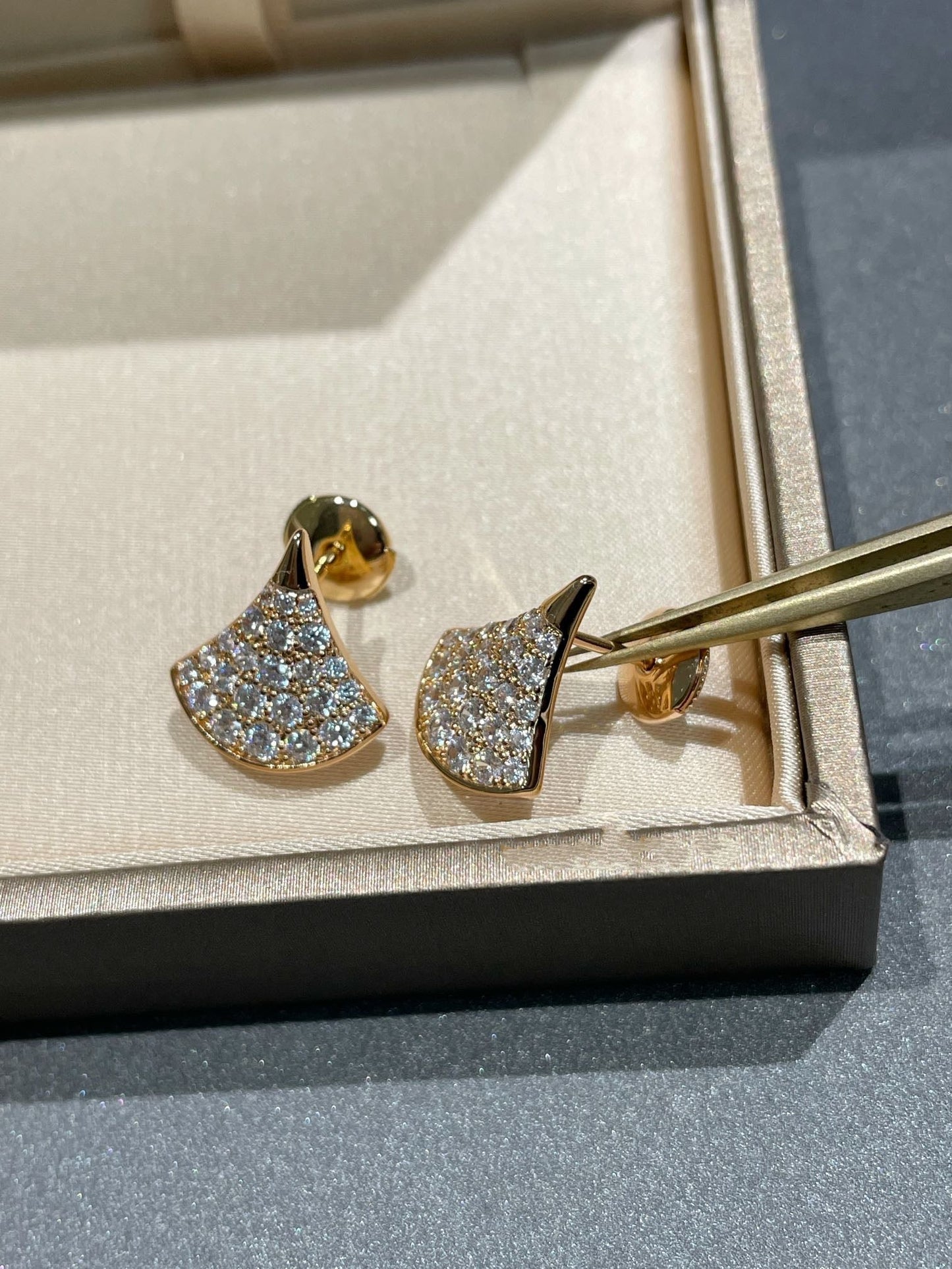 [Dawnora Jewelry]DREAM STUD EARRINGS DIAMOND