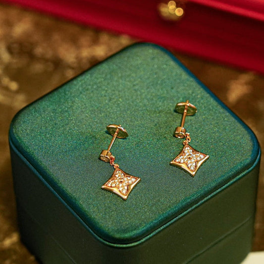 [Dawnora Jewelry]STAR DIAMONDS EARRINGS GOLD
