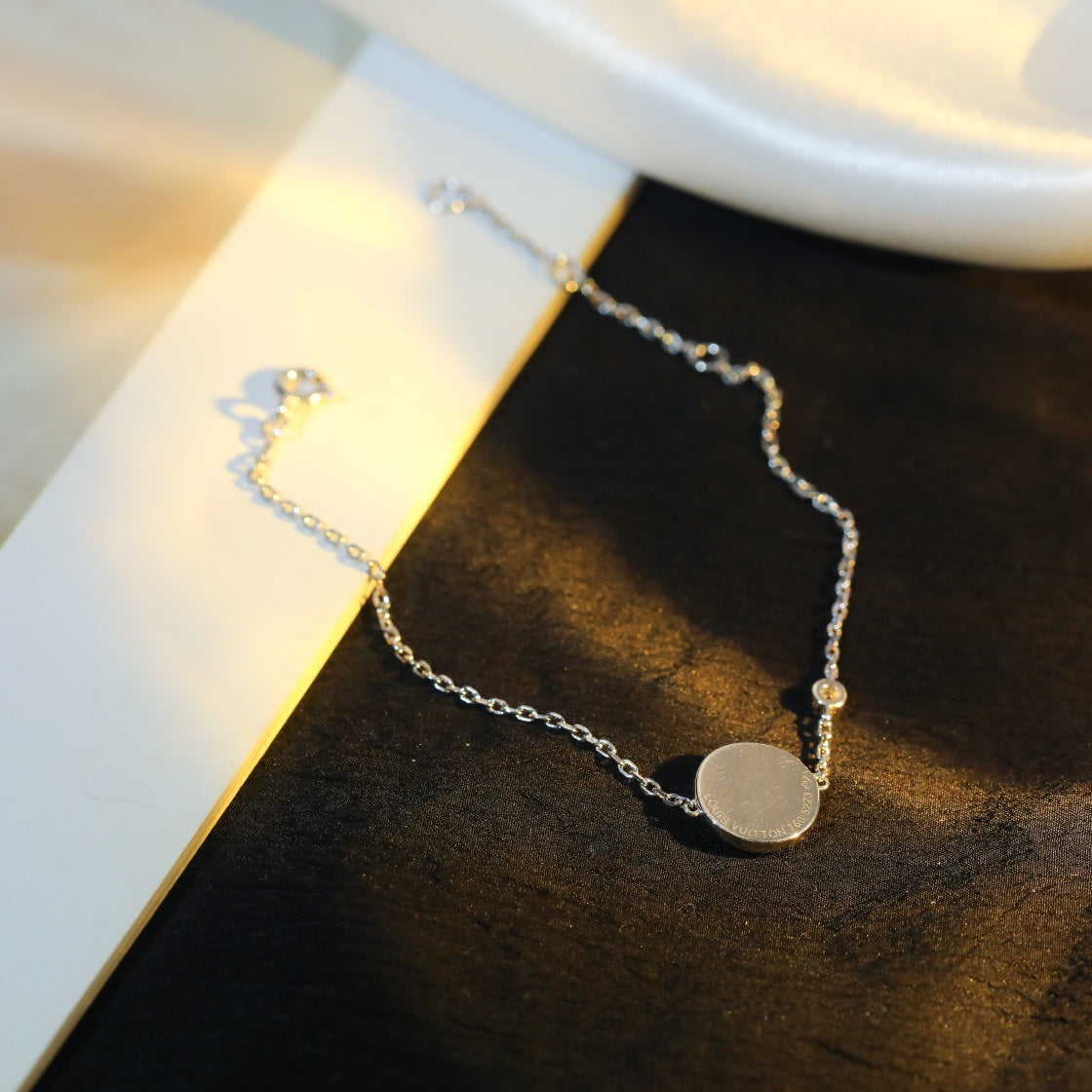 [Dawnora Jewelry]SUN MOTIF PINK MOP SILVER BRACELET