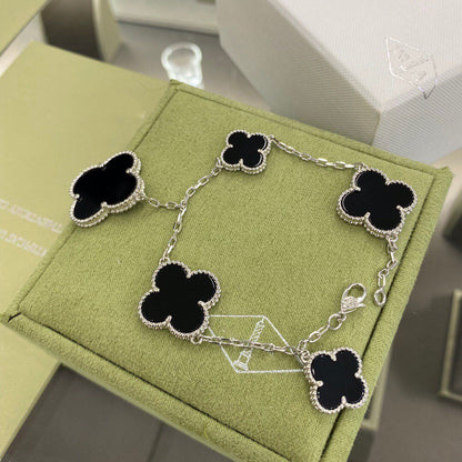 [Dawnora Jewelry]CLOVER 5 MOTIFS SIVLER ONYX BRACELET