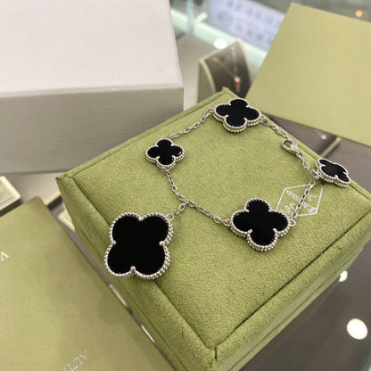 [Dawnora Jewelry]CLOVER 5 MOTIFS SIVLER ONYX BRACELET