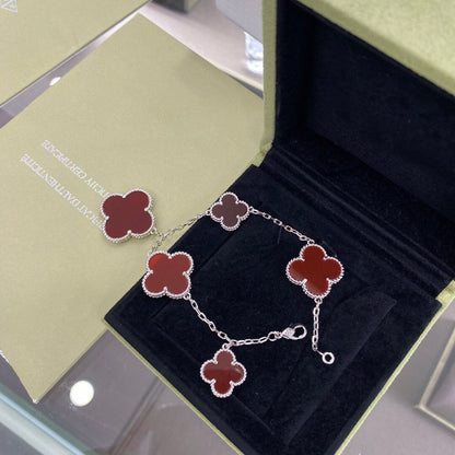 [Dawnora Jewelry]CLOVER 5 MOTIFS SIVLER CARNELIAN BRACELET