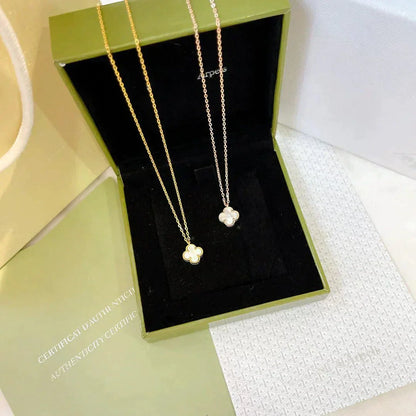 [Dawnora Jewelry]CLOVER MINI 9.5MM WHITE MOTHER-OF-PEARL NECKLACE