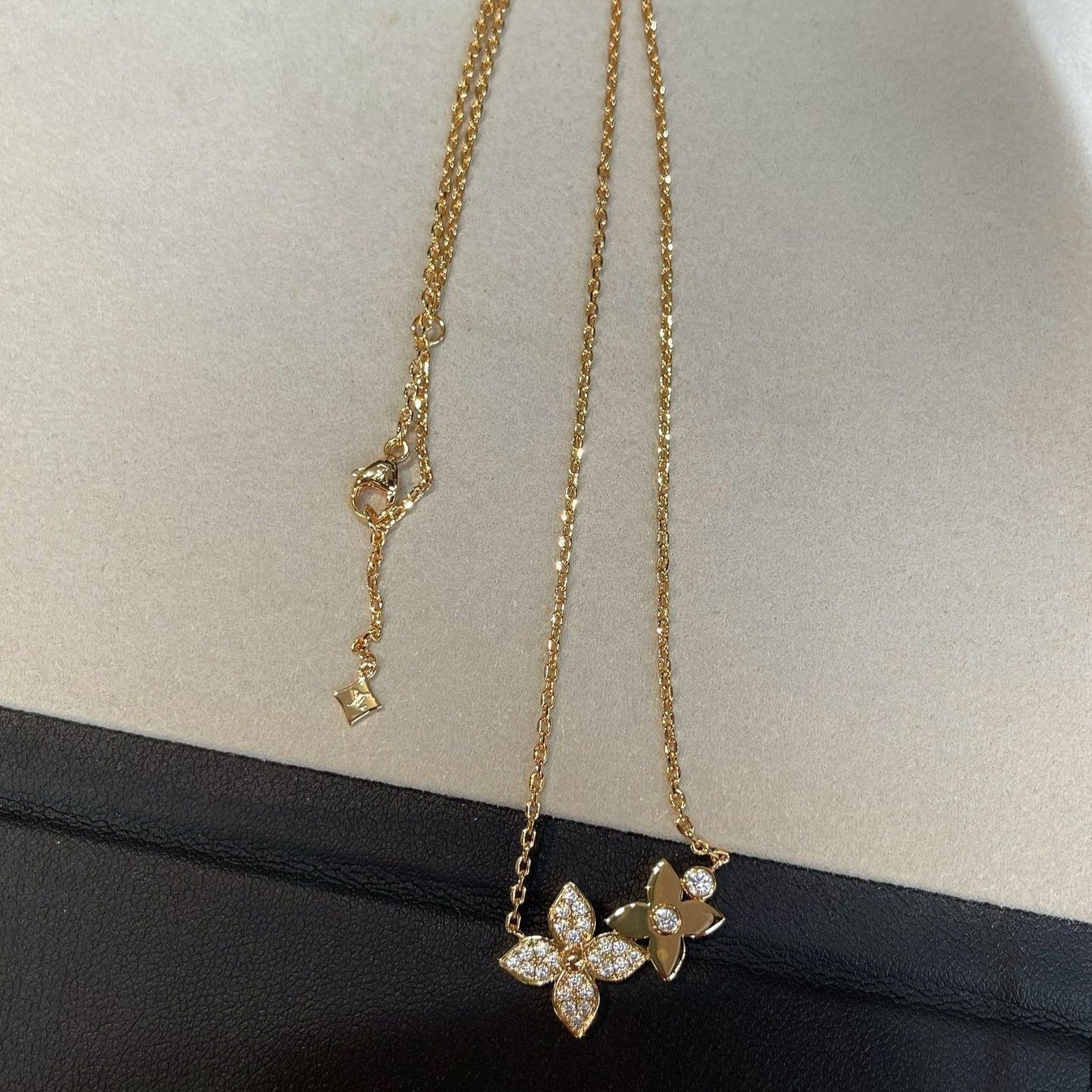 [Dawnora Jewelry]STAR BLOSSOM NECKLACE PINK GOLD DIAMONDS