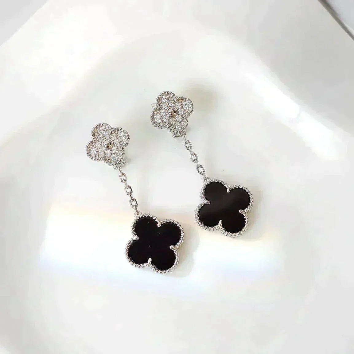 [Dawnora Jewelry]CLOVER 2 MOTIFS  DIAMOND ONYX EARRINGS SILVER