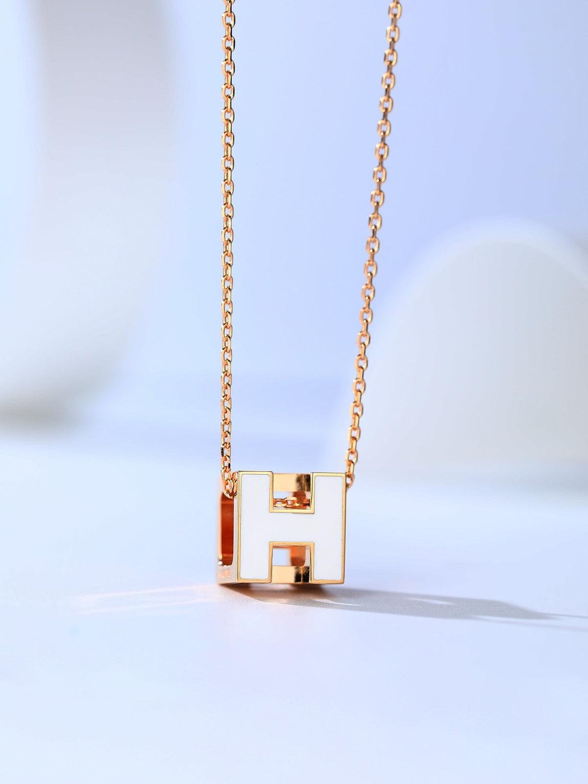 [Dawnora Jewelry]H CAGE PINK GOLD NECKLACE