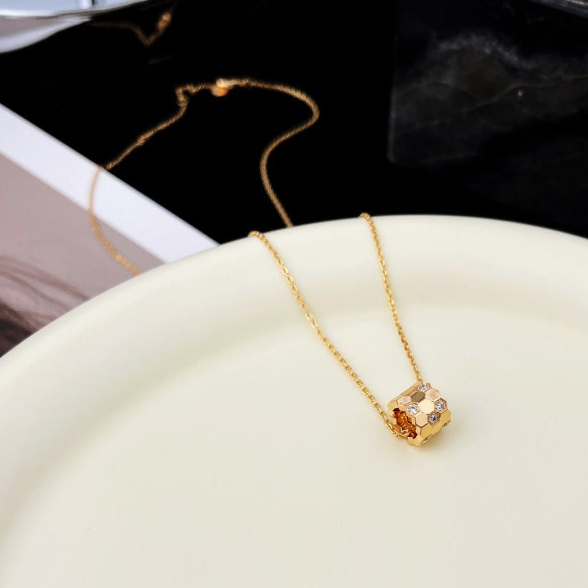[Dawnora Jewelry]BEE MINI PEDANT DIAMOND NECKLACE