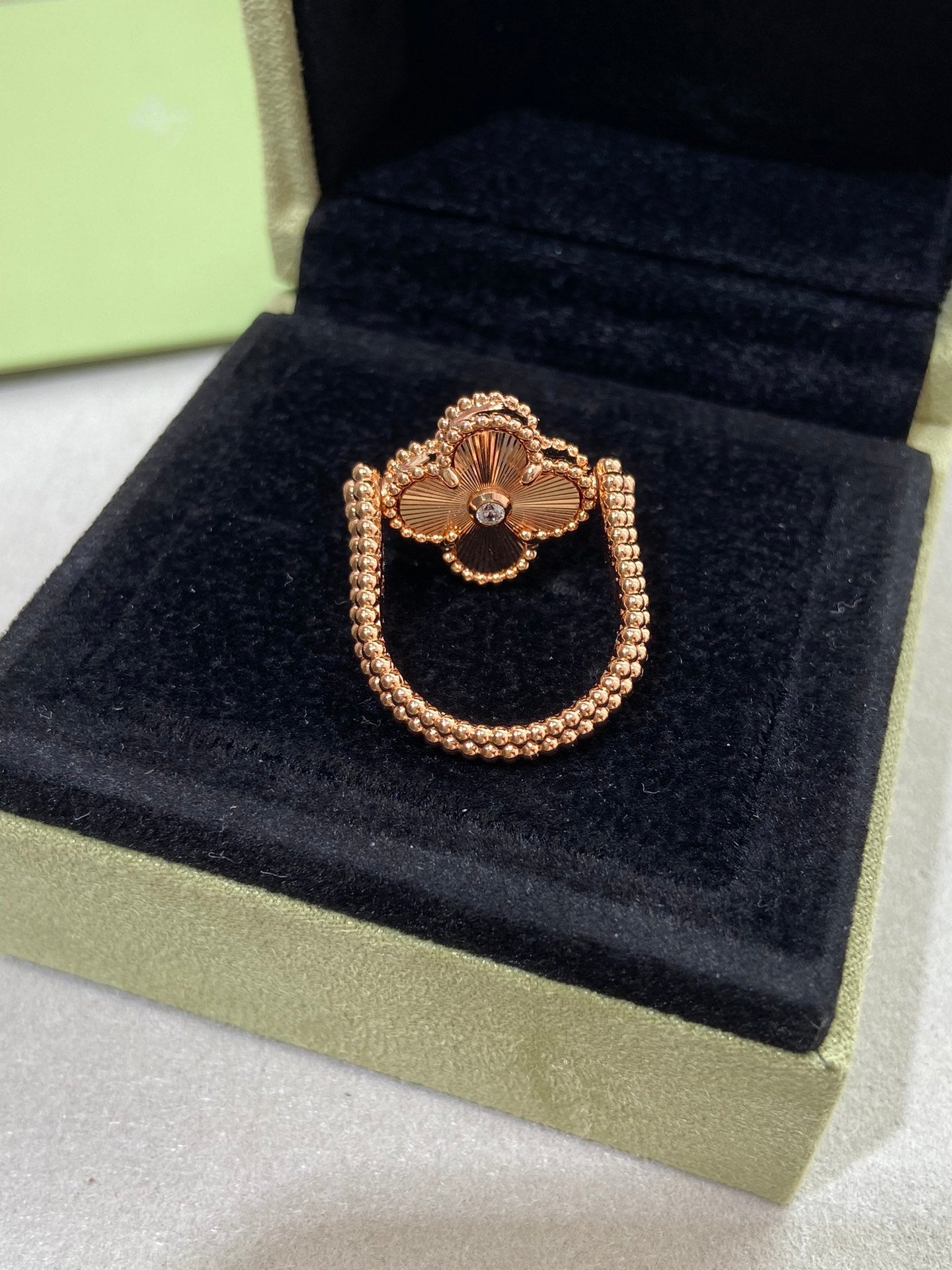 [Dawnora Jewelry]CLOVER RIVERSIBLE ROSE GOLD RING