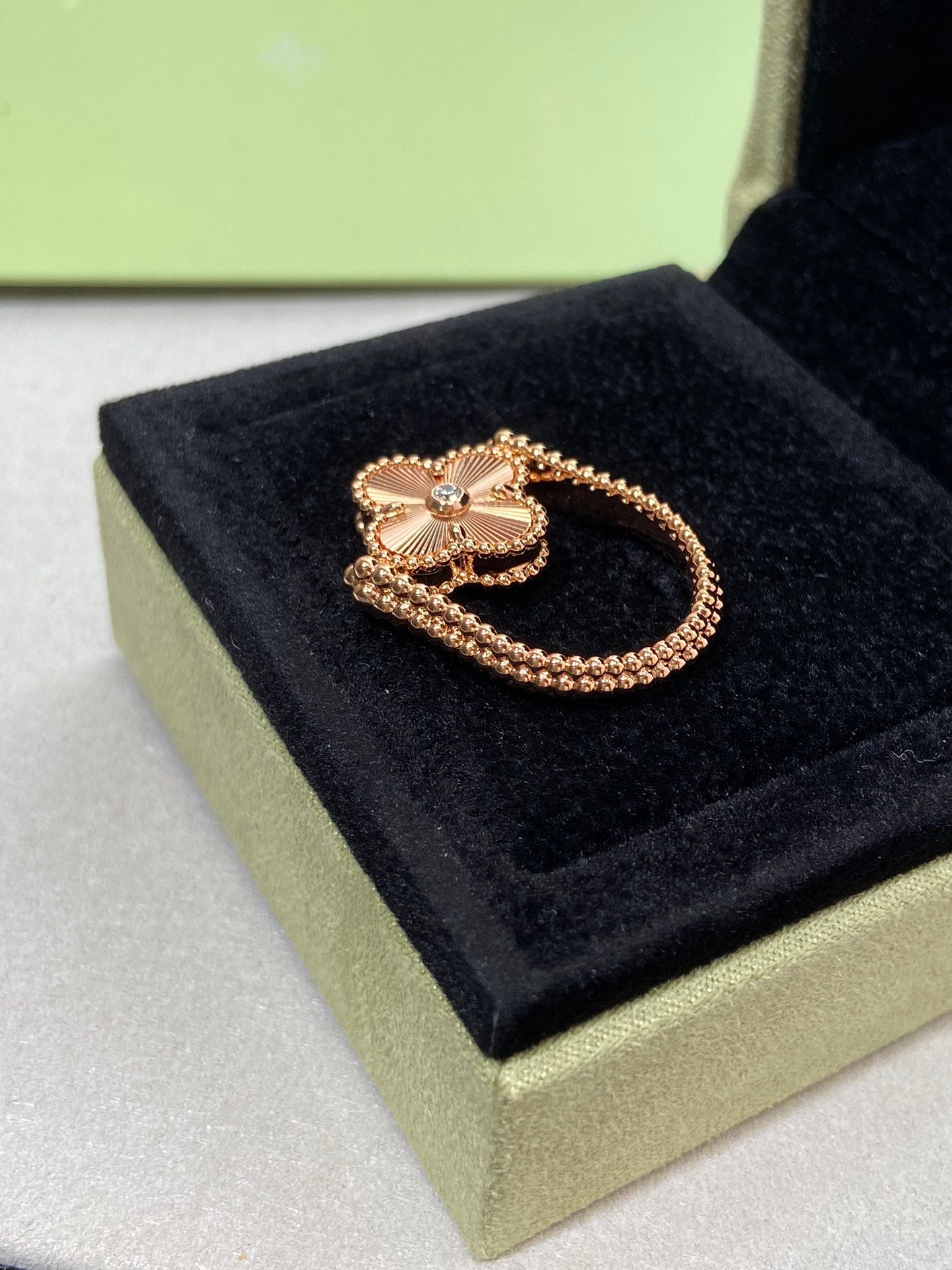 [Dawnora Jewelry]CLOVER RIVERSIBLE ROSE GOLD RING
