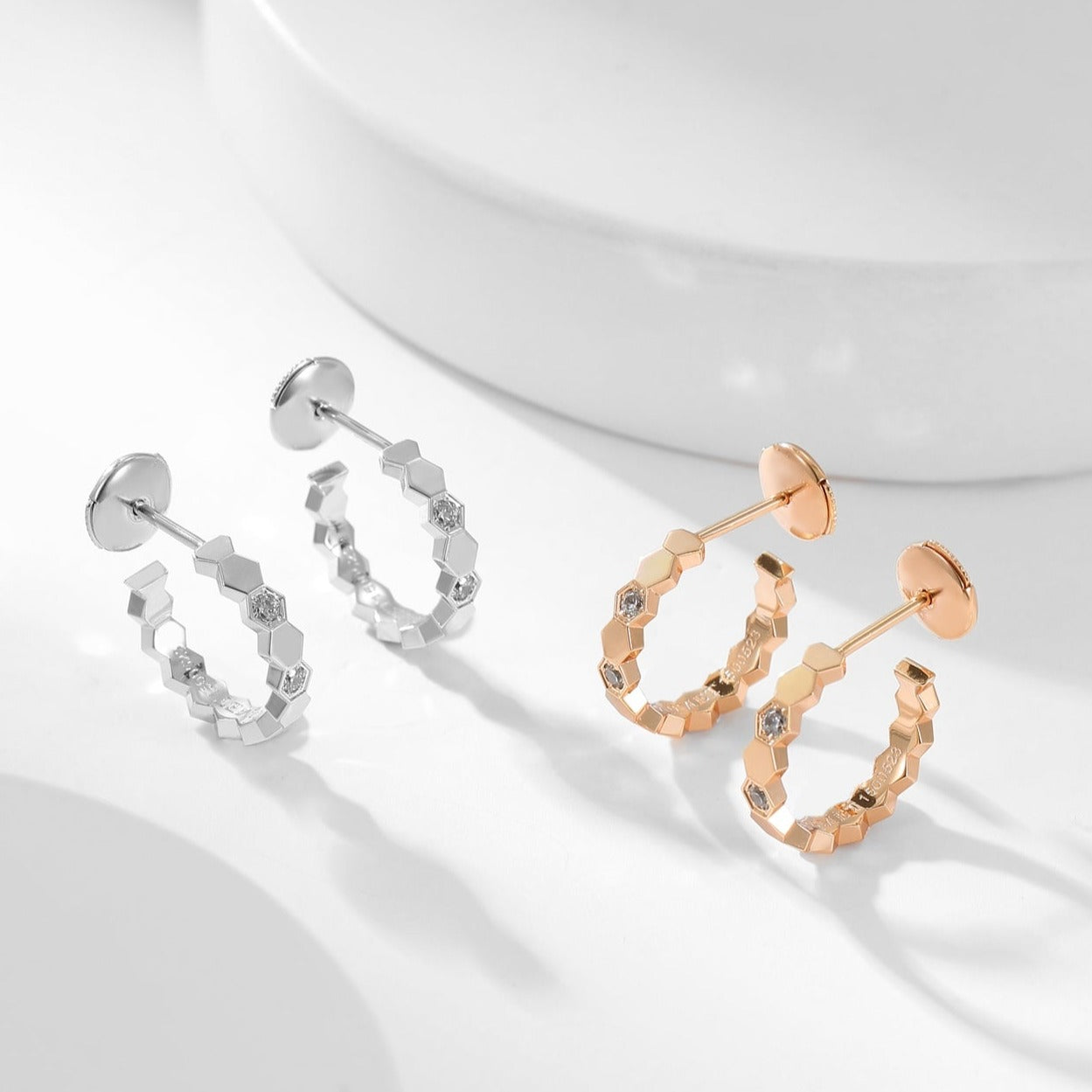 [Dawnora Jewelry]BEE LOVE DIAMOND HOOP EARRINGS