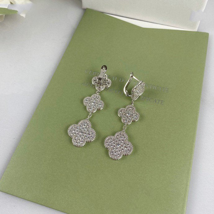 [Dawnora Jewelry]CLOVER 3 MOTIF DIAMOND SILVER DROP EARRINGS