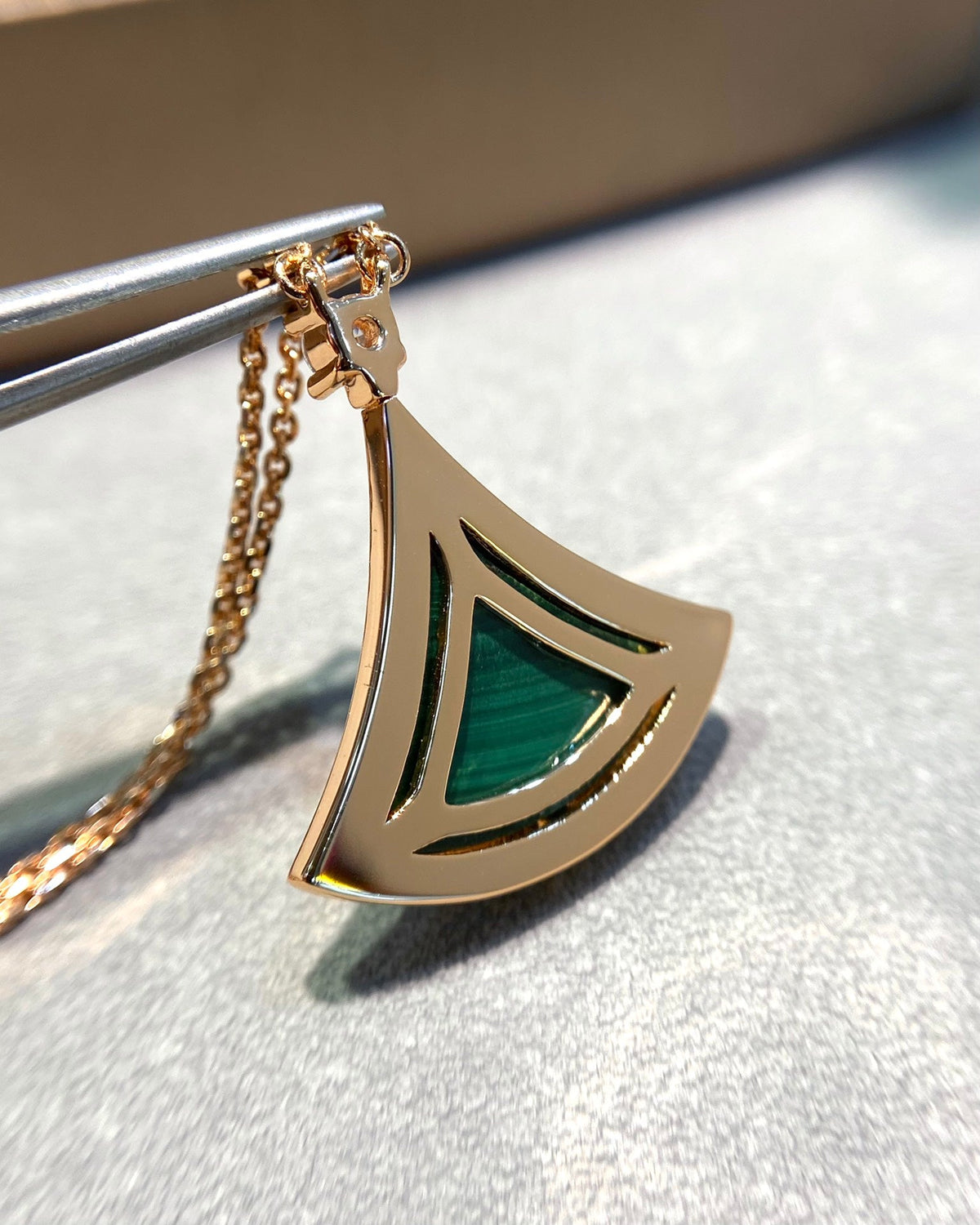 [Dawnora Jewelry]DREAM MALACHITE DIAMOND PAVED PINK GOLD NECKLACE
