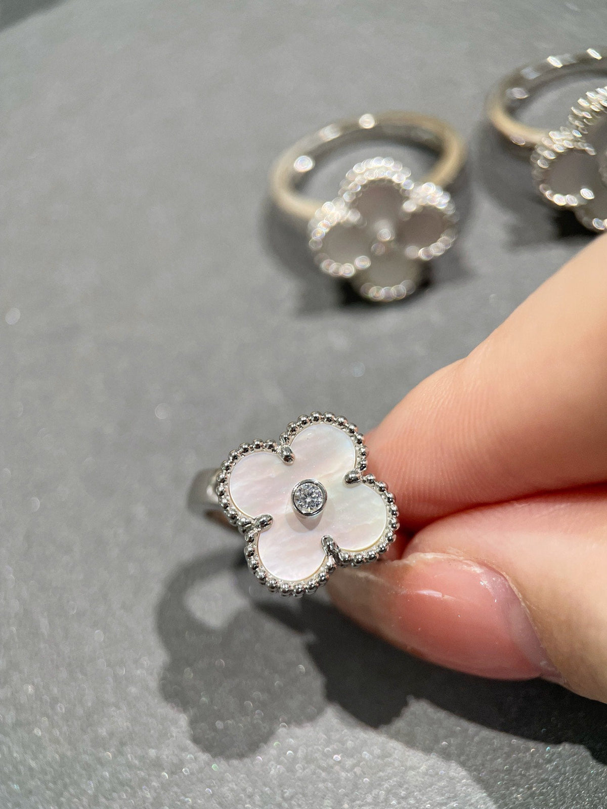 [Dawnora Jewelry]CLOVER SILVER MOP DIAMOND RING