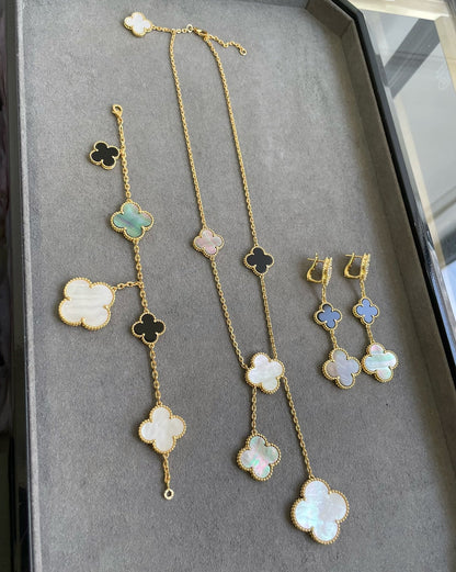 [Dawnora Jewelry]CLOVER 3 MOTIF MOP ONYX DARK MOP PINK GOLD EARRINGS