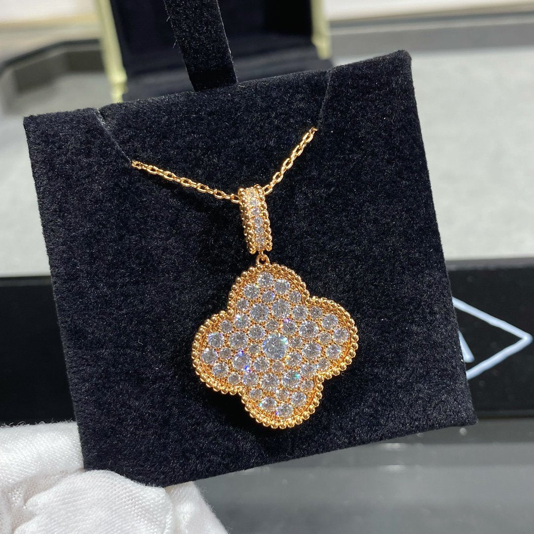 [Dawnora Jewelry]CLOVER 25MM LARGE PEDANT DIAMOND PAVED LONG NECKLACE