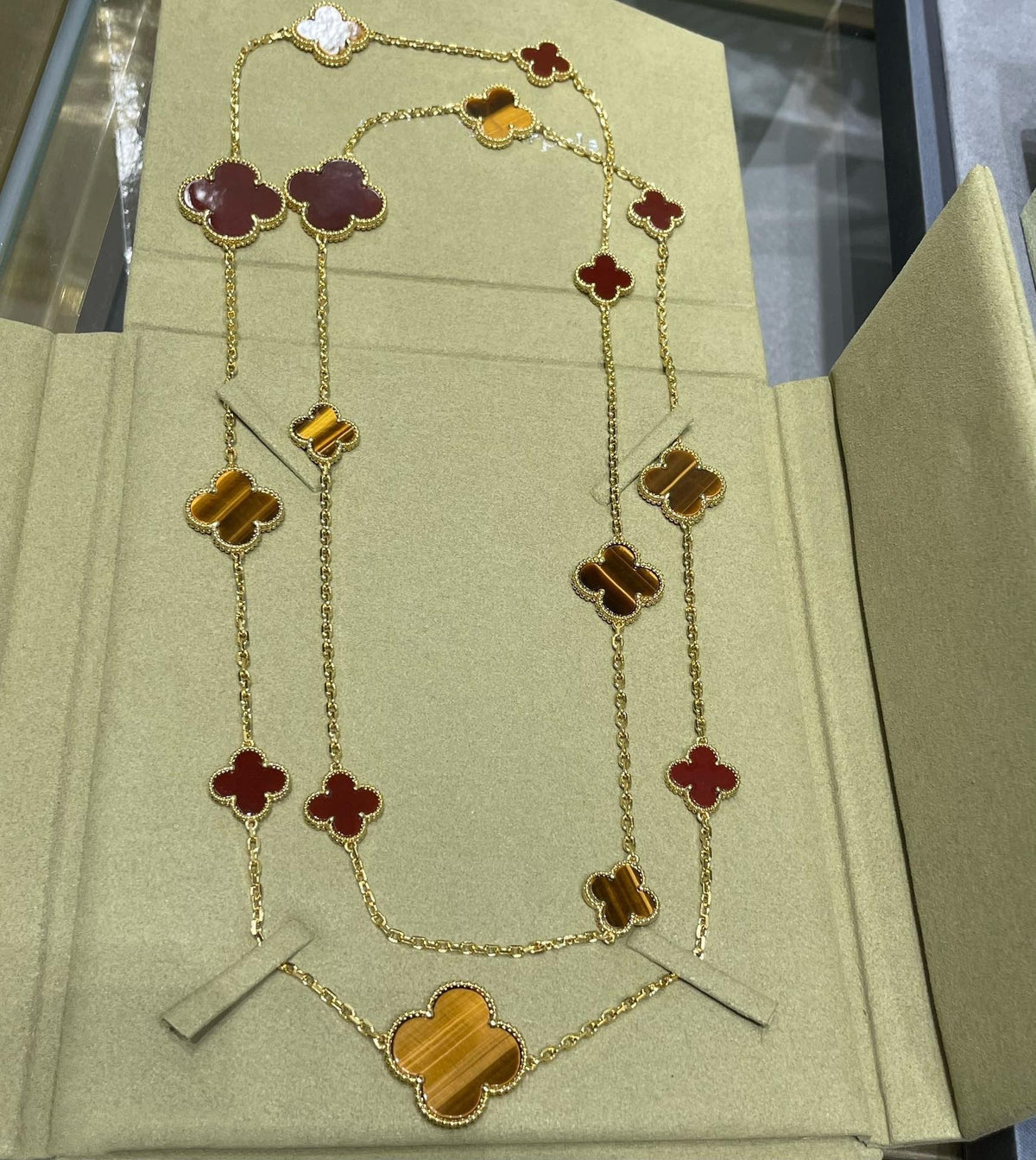 [Dawnora Jewelry]CLOVER 16 MOTIF CARNELIAN TIGER EYE ROSE GOLD NECKLACE