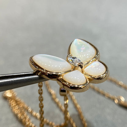[Dawnora Jewelry]BUTTERFLY MOP DIAMOND NECKLACE