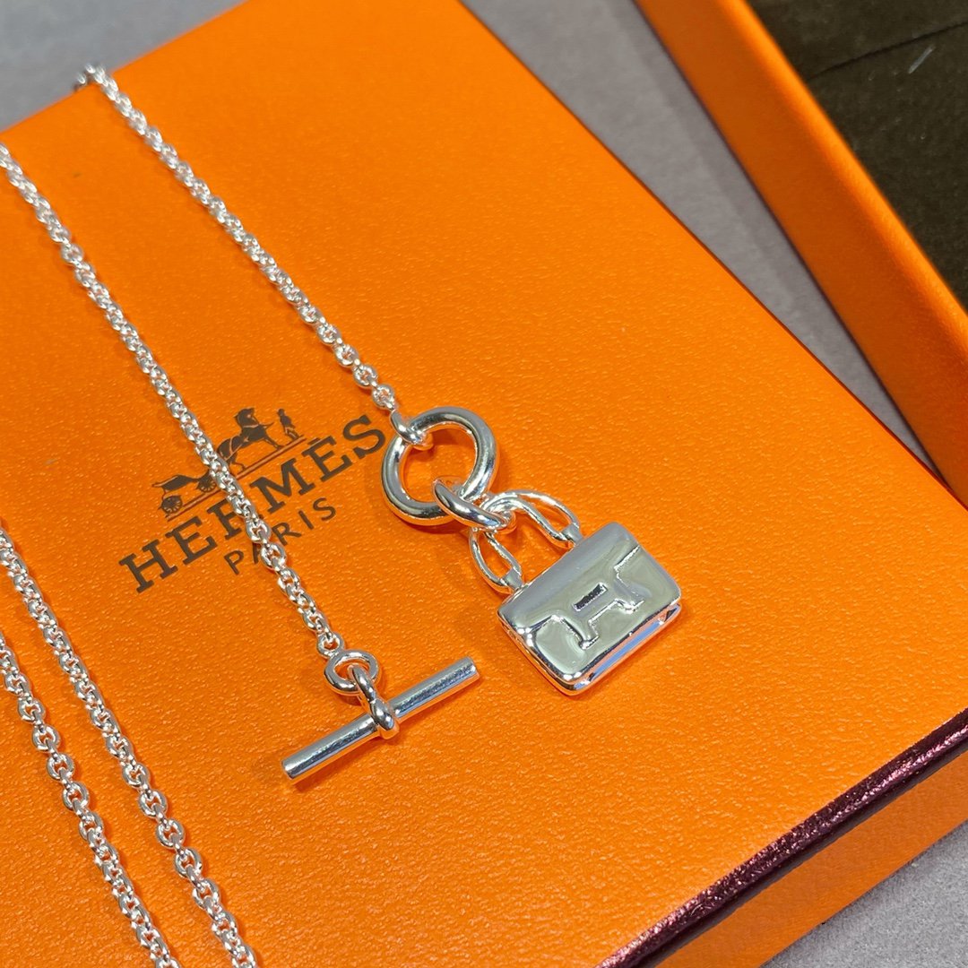 [Dawnora Jewelry]CONSTANCE PEDANT SILVER NECKLACE