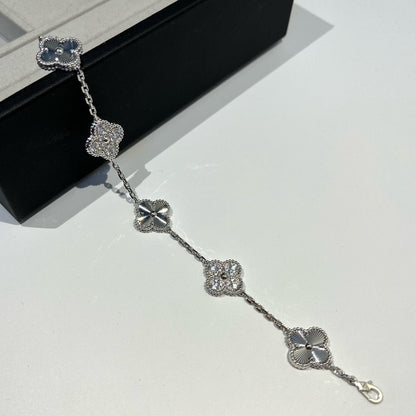 [Dawnora Jewelry] CLOVER 5 MOTIF LASER BRACELET COLLECTION