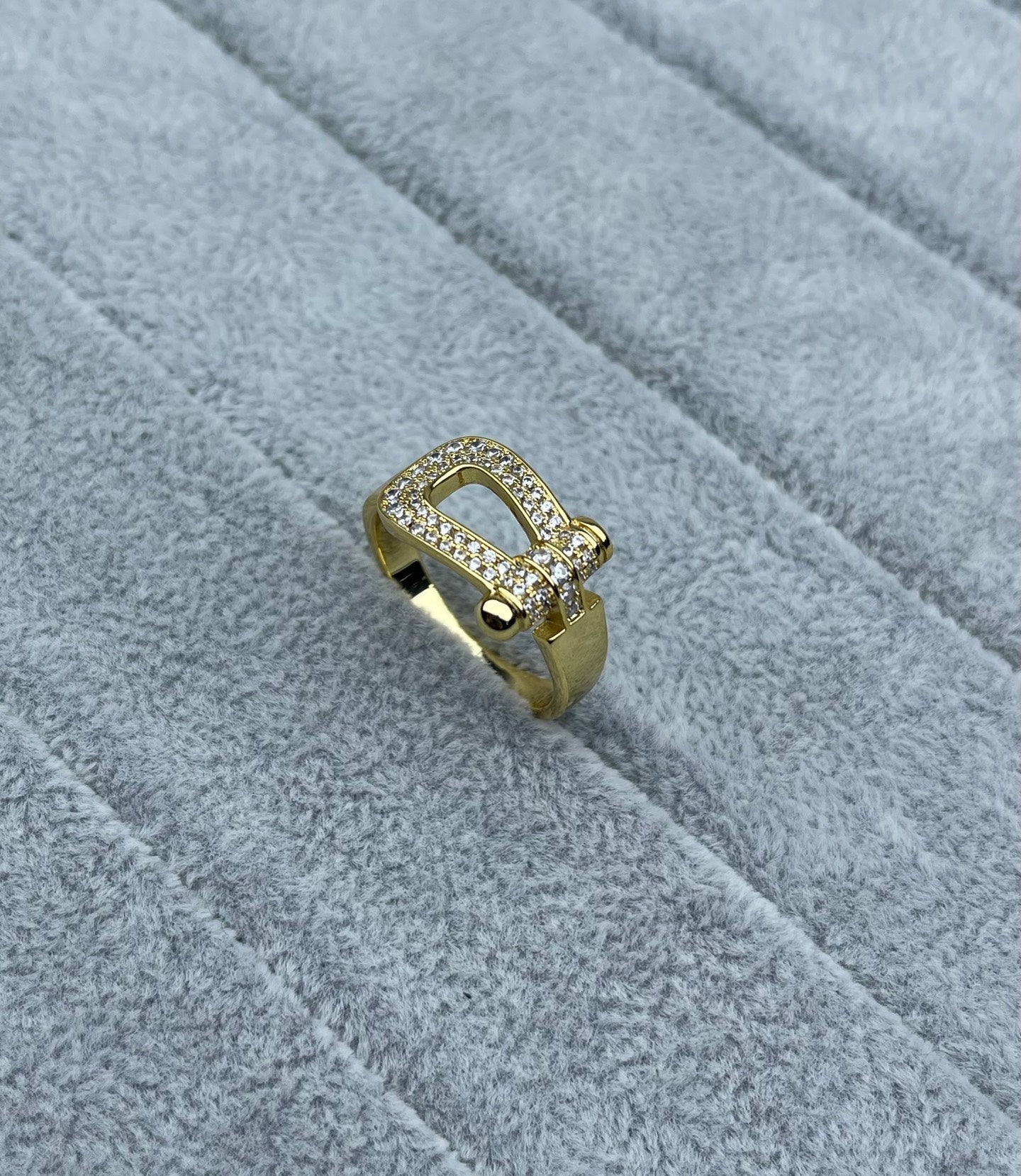 [Dawnora Jewelry]Wide Hoof-Shaped Diamond-Studded Ring