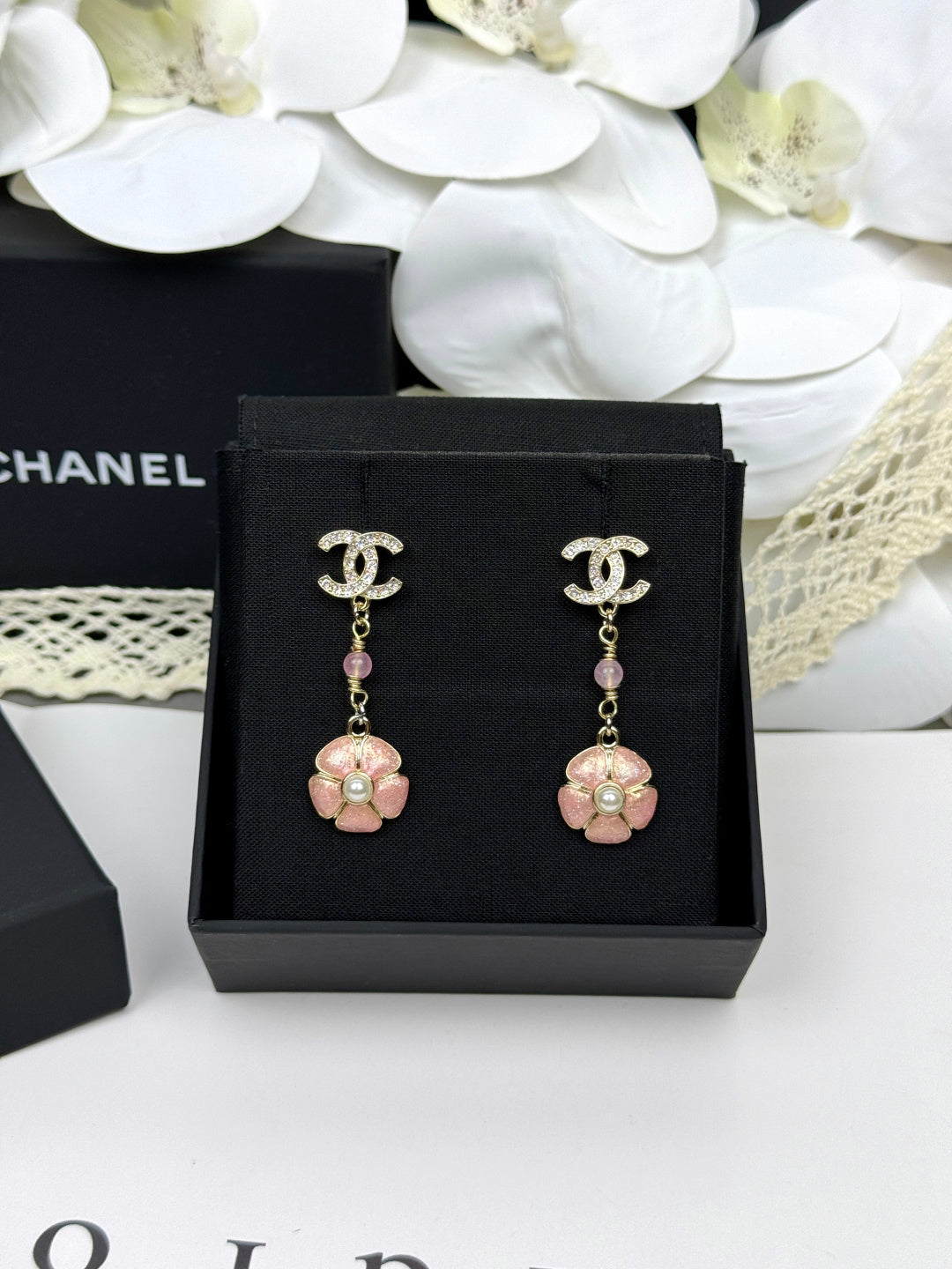 [Dawnora Jewelry]26C Pink Camellia Enamel Pendant with Double C Earrings