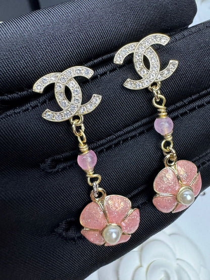[Dawnora Jewelry]26C Pink Camellia Enamel Pendant with Double C Earrings