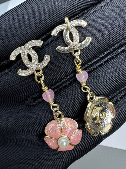 [Dawnora Jewelry]26C Pink Camellia Enamel Pendant with Double C Earrings