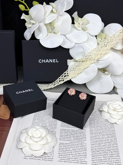 [Dawnora Jewelry]26C Pink Camellia Pearl Enamel Stud Earrings