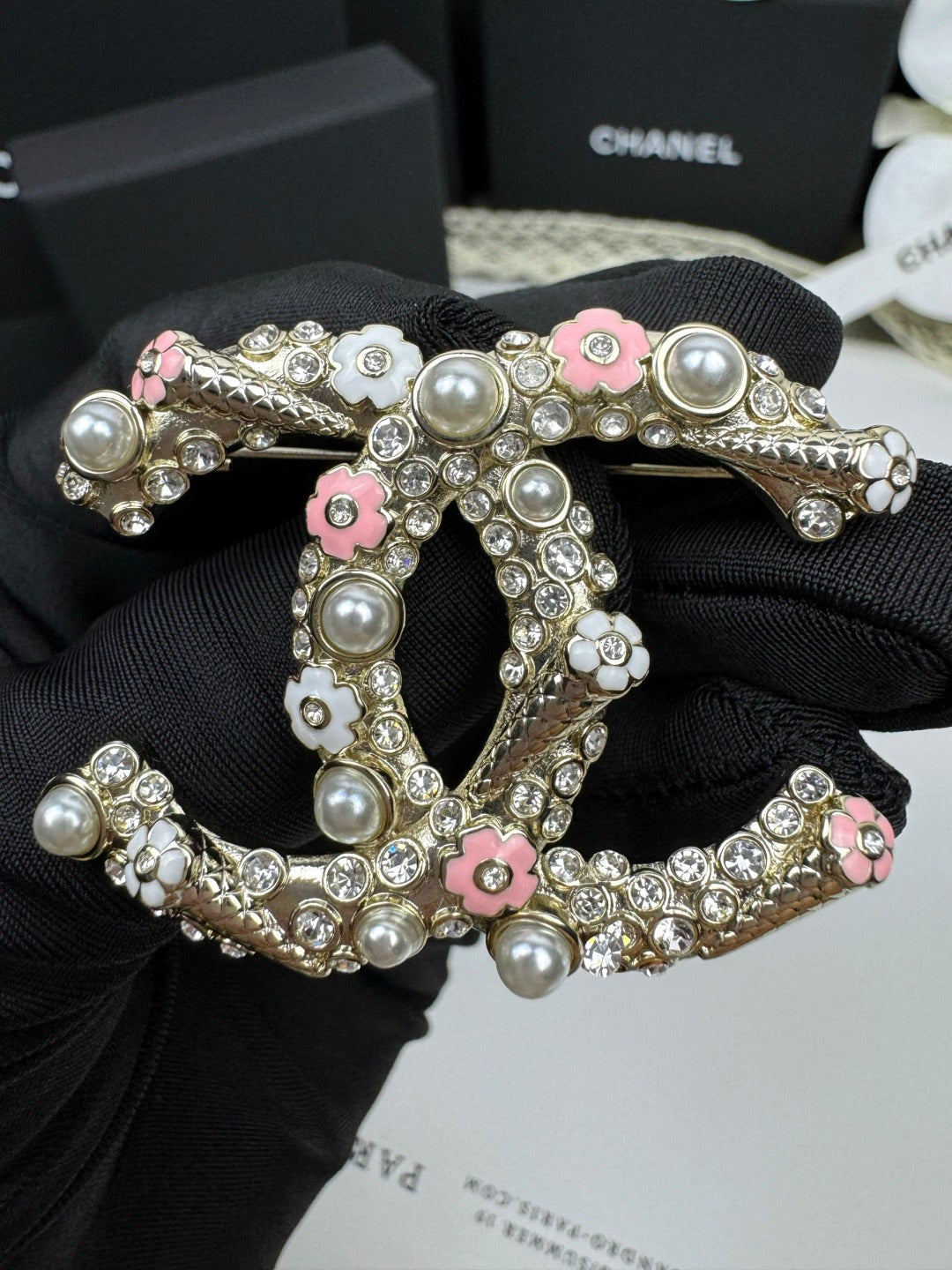[Dawnora Jewelry]26C Pink-White Enamel Ice Cream Cone Double C Brooch