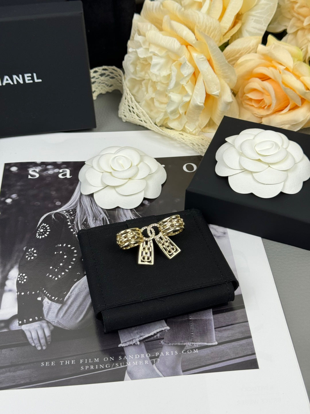 [Dawnora Jewelry]25K Hollow Bow Brooch