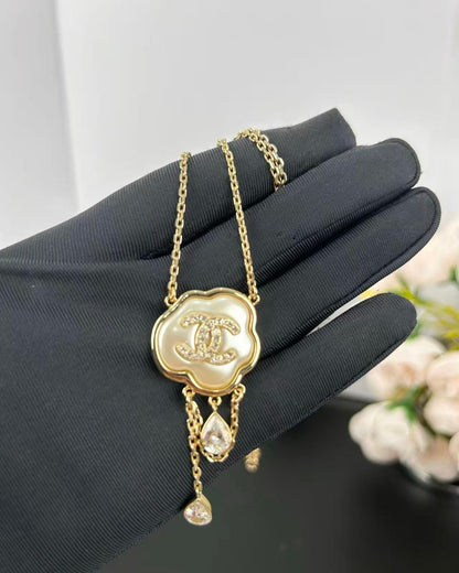 [Dawnora Jewelry]Cloud Pearl Mother-of-Pearl Diamond Chain Pendant Necklace