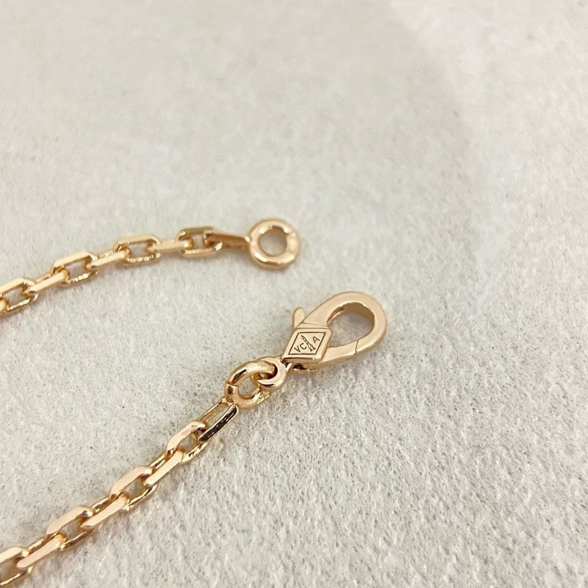 [Dawnora Jewelry]ROSE QUARTZ MIXED FLOWER BUTTERFLY SWEATER CHAIN