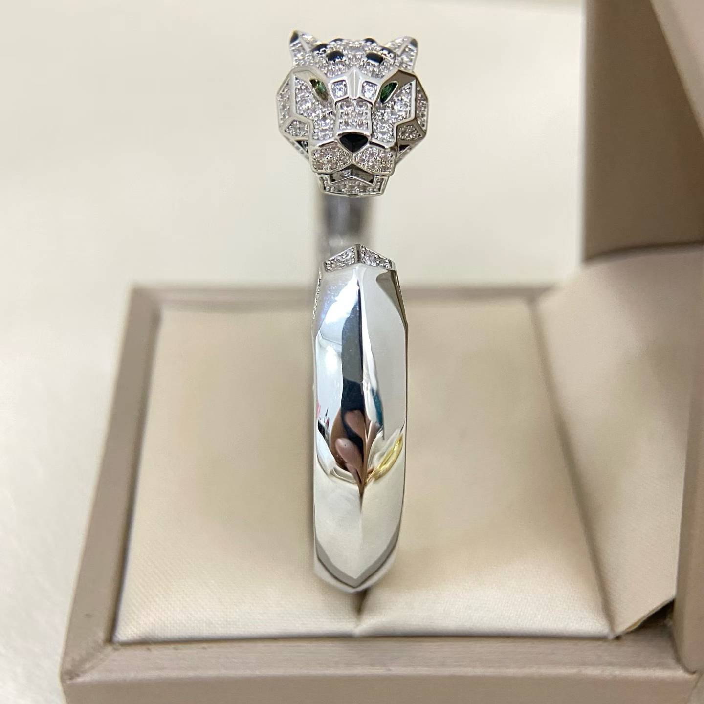 [Dawnora Jewelry]DIAMOND MACHINE LEOPARD BRACELET