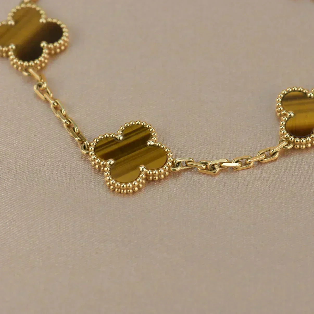 [Dawnora Jewelry] CLOVER 5 MOTIFS TIGER EYE BRACELET COLLECTION