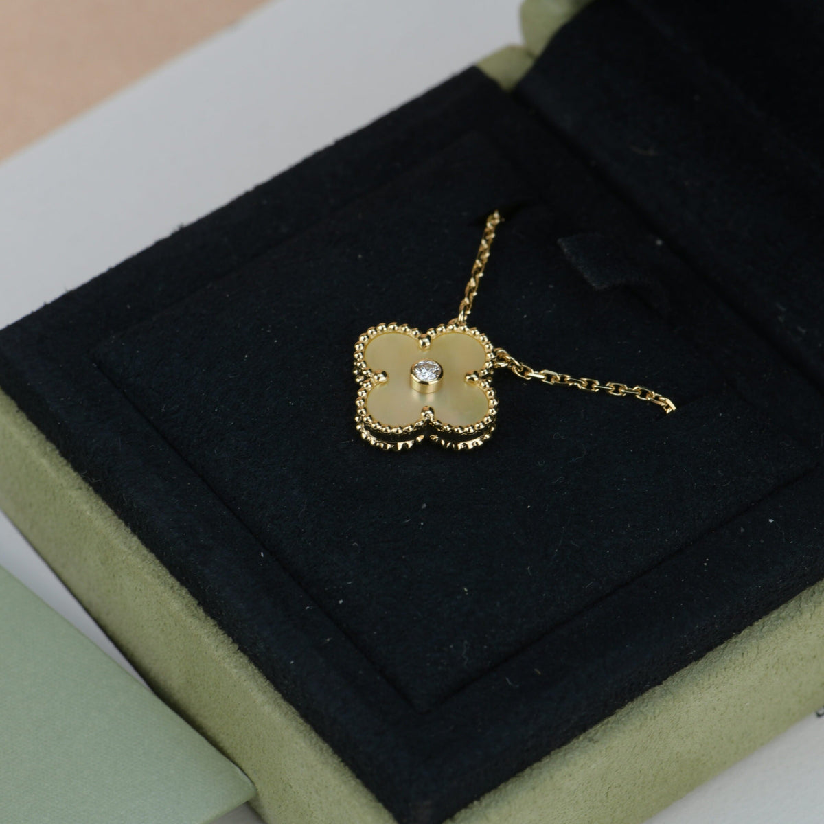 [Dawnora Jewelry]CLOVER 15MM DIAMOND GOLD MOTHER OF PEARL NECKLACE