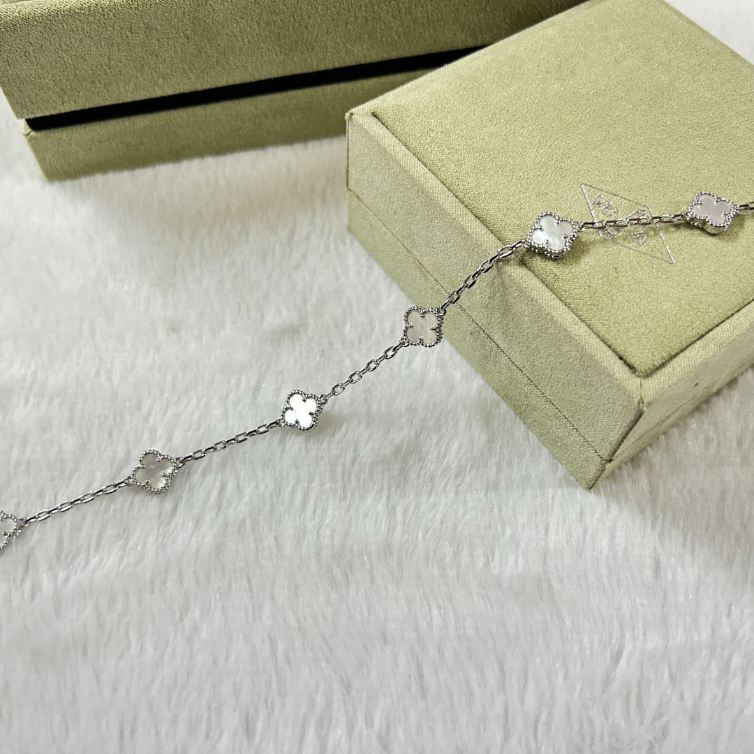 [Dawnora Jewelry]CLOVER 6 MOTIF WHITE MOP BRACELET