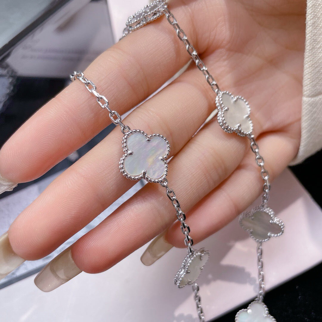 [Dawnora Jewelry]CLOVER 10 MOTIFS WHITE MOTHER OF PEARL NECKLACE