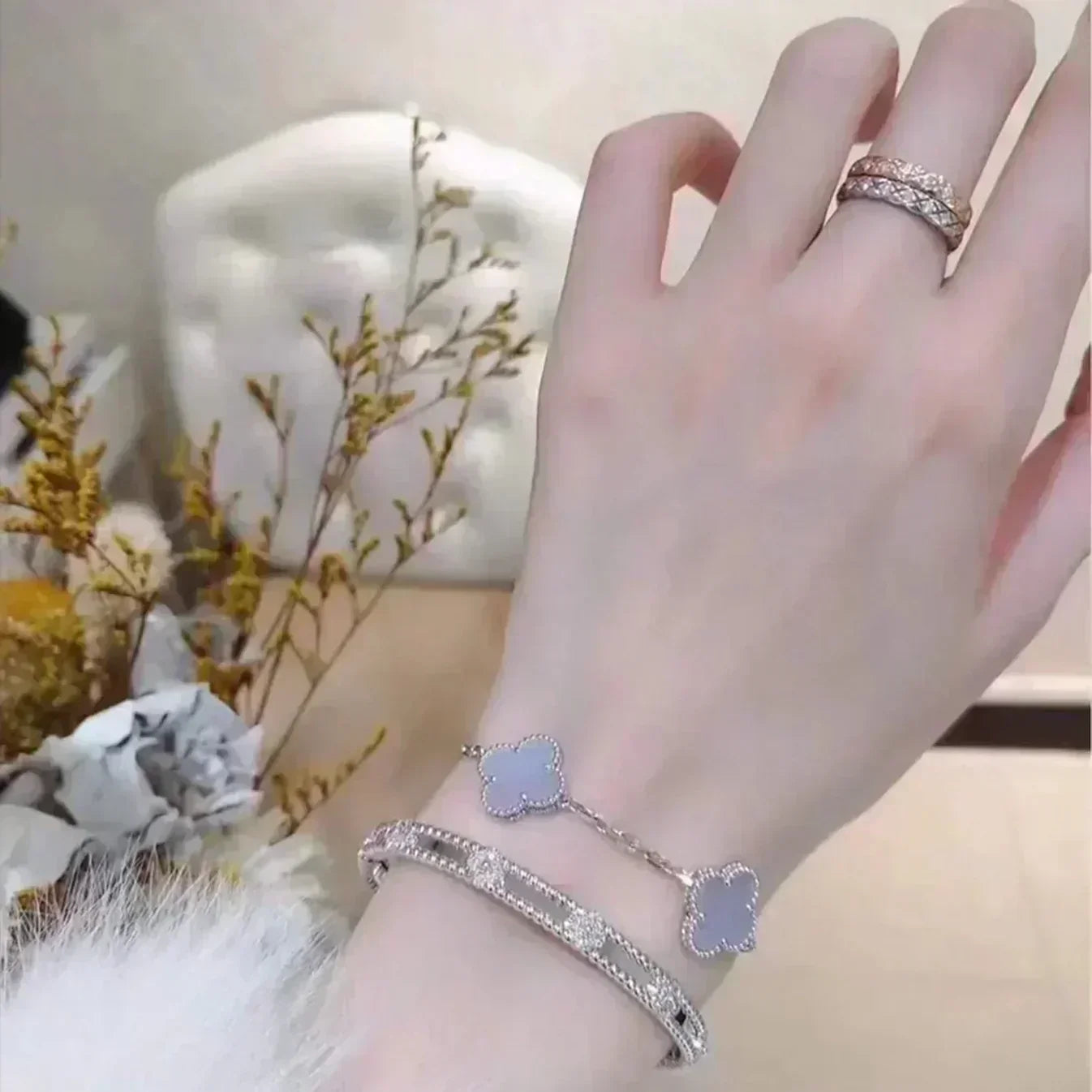 [Dawnora Jewelry] CLOVER 5 MOTIF PURPLE CHALCEDONY BRACELET COLLECTION