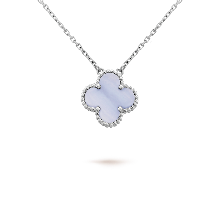 [Dawnora Jewelry]CLOVER 15MM BLUE CHALCEDONY NECKLACE SILVER