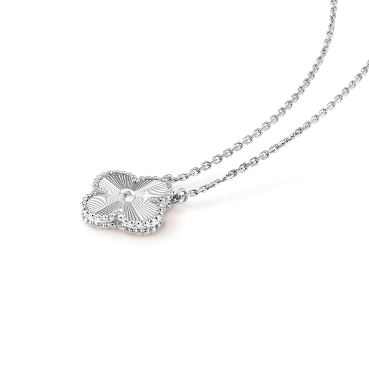 [Dawnora Jewelry]CLOVER 15MM LASER NECKLACE SILVER