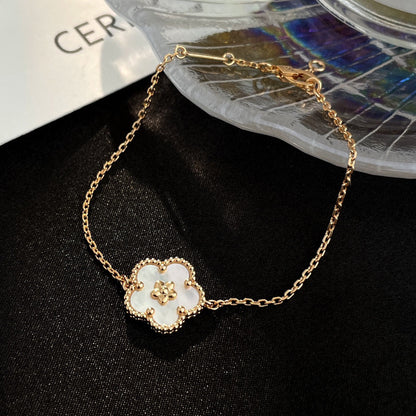 [Dawnora Jewelry]LUCKY WHITE MOP PLUM BLOSSOM  BRACELET