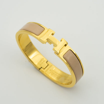 [Dawnora Jewelry]H GREY BRACELET