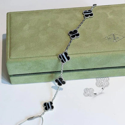 [Dawnora Jewelry] CLOVER 5 MOTIF PULSAR STONE BRACELET COLLECTION