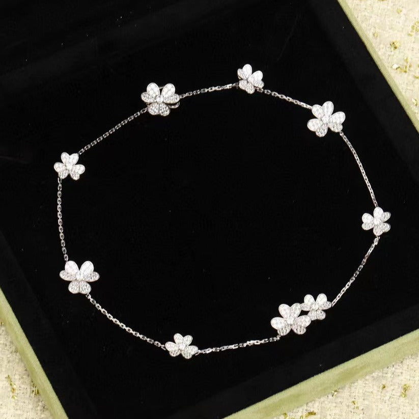 [Dawnora Jewelry]FRIVOLE SILVER 9 FLOWERS NECKLACE