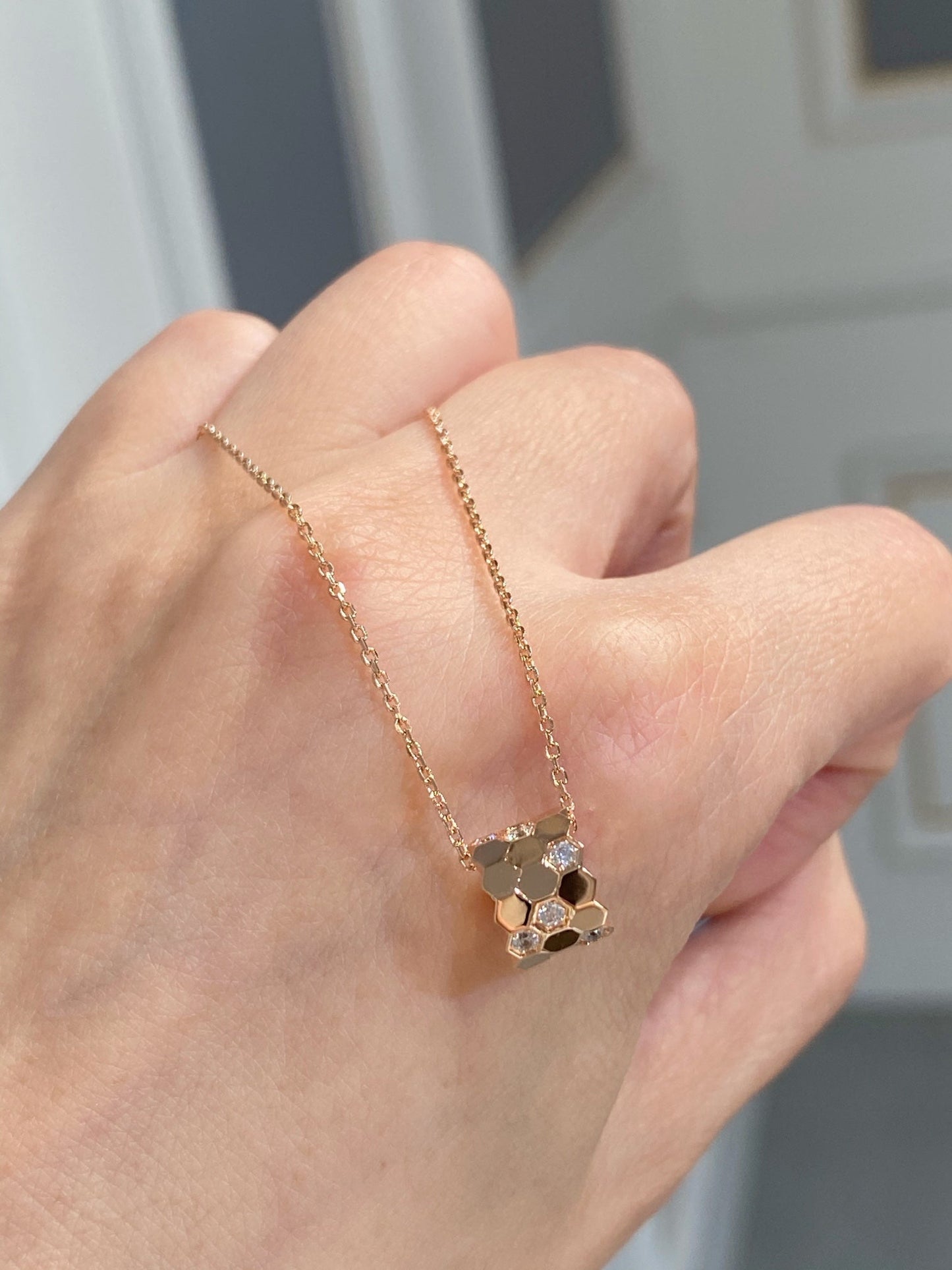 [Dawnora Jewelry]BEE LOVE DIAMOND NECKLACE