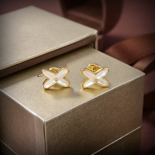 [Dawnora Jewelry]JEUX DE WHITE MOP GOLD DIAMOND EARRINGS